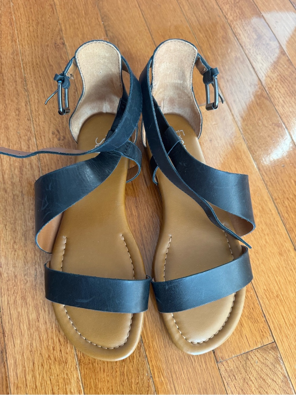 Franco Sarto Black Leather Crisscross Ankle Strap Sandals - Picture 2 of 5